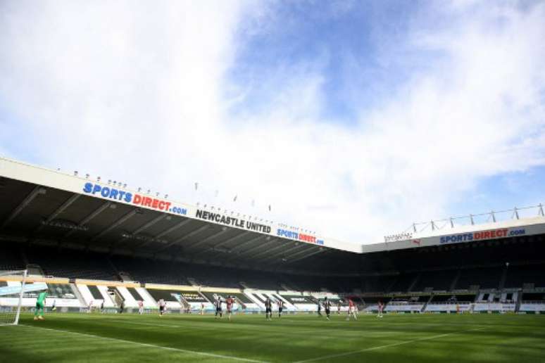 Newcastle foi vendido para fundo de investimentos saudita (Foto: OWEN HUMPHREYS / POOL / AFP)