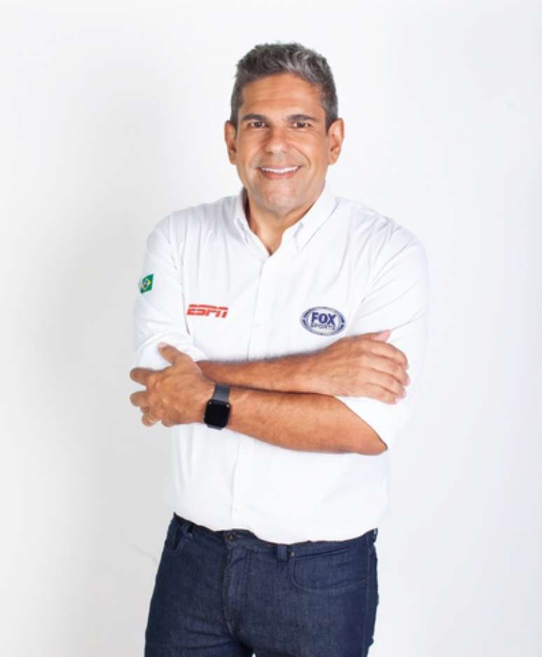 João Guilherme era narrador da Fox Sports antes de fusão com ESPN Brasil e hoje atua em todos os canais esportivos do grupo Disney (Foto: Divulgação)