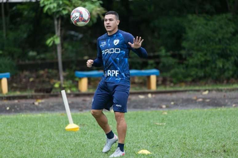 Jogador vindo do Ypiranga fez apenas três partidas no ano (Ricardo Chicarelli/Londrina E.C.)