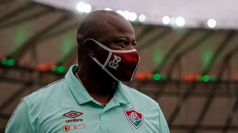 'O Danilo (Barcelos) vem sofrendo essa pressão, mas acho que o torcedor também entendeu que ele produziu bem', disse Marcão (Foto:  LUCAS MERÇON / FLUMINENSE F.C)