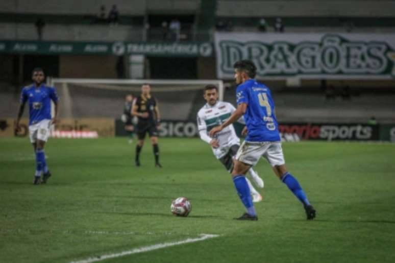 O time azul fez grande jogo diante do Coritiba- (Foto: Divulgação/Coritiba)