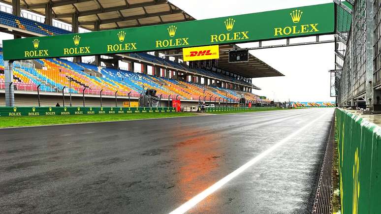 A chuva deu as caras em Istambul Park na manhã deste sábado de F1 