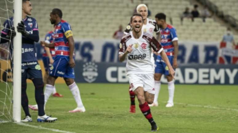 Michael marcou dois gols contra o Fortaleza (Foto: Alexandre Vidal / Flamengo)