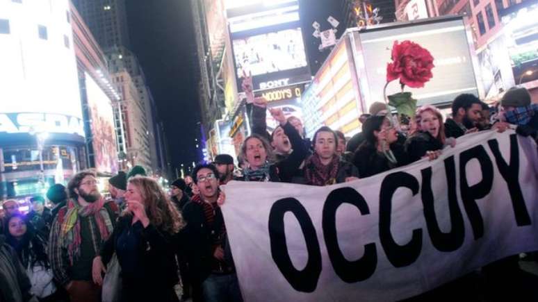 O movimento Occupy Wall Street tomou as ruas de Nova York em 2011, atacando o capitalismo