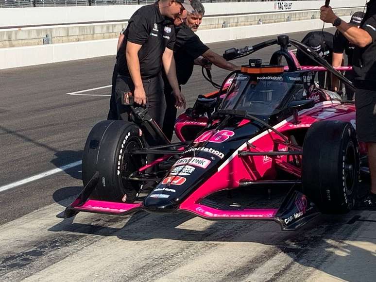 Hélio Castroneves se prepara para dia de testes em Indianápolis 