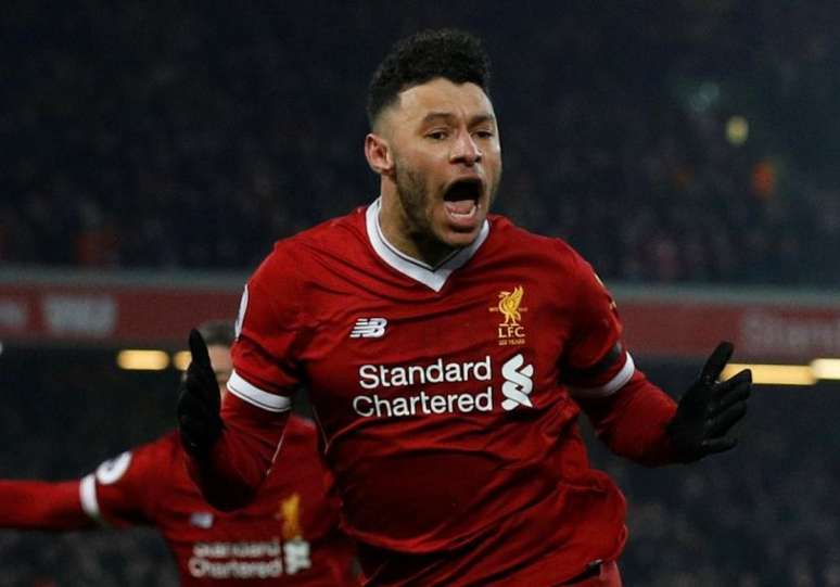 Oxlade-Chamberlain possui contrato com o Liverpool até 2023 (Reprodução)