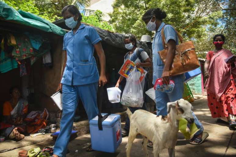 Vacinação contra Covid no território indiano