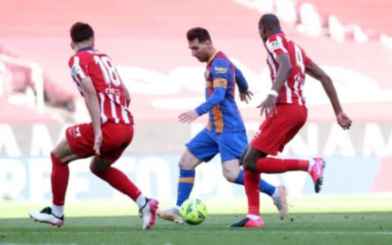 Messi em ação contra o Atlético de Madrid na última temporada (Foto: Divulgação / Barcelona)