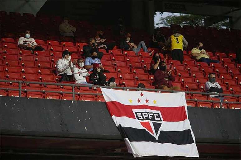 São Paulo teve lucro no clássico contra o Santos, na semana passada (Foto: Paulo Pinto / saopaulofc.net)