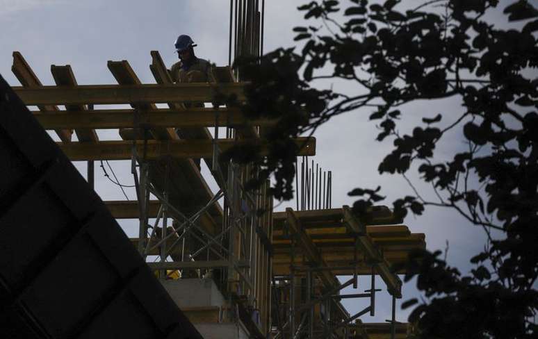 Construção de prédio em São Paulo
1/4/2020  REUTERS/Rahel Patrasso
