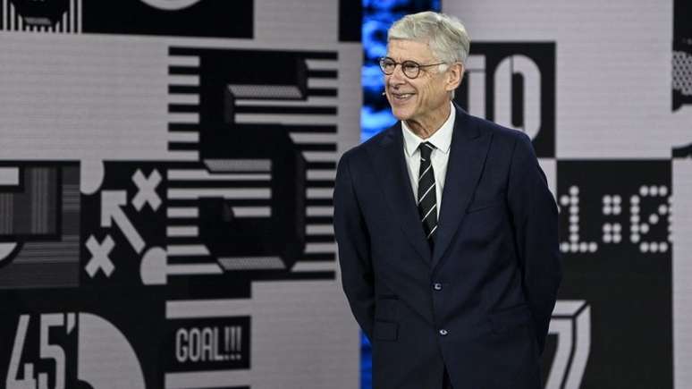 Arsène Wenger trabalha para a Fifa desde novembro de 2019 (Foto: VALERIANO DI DOMENICO / AFP)