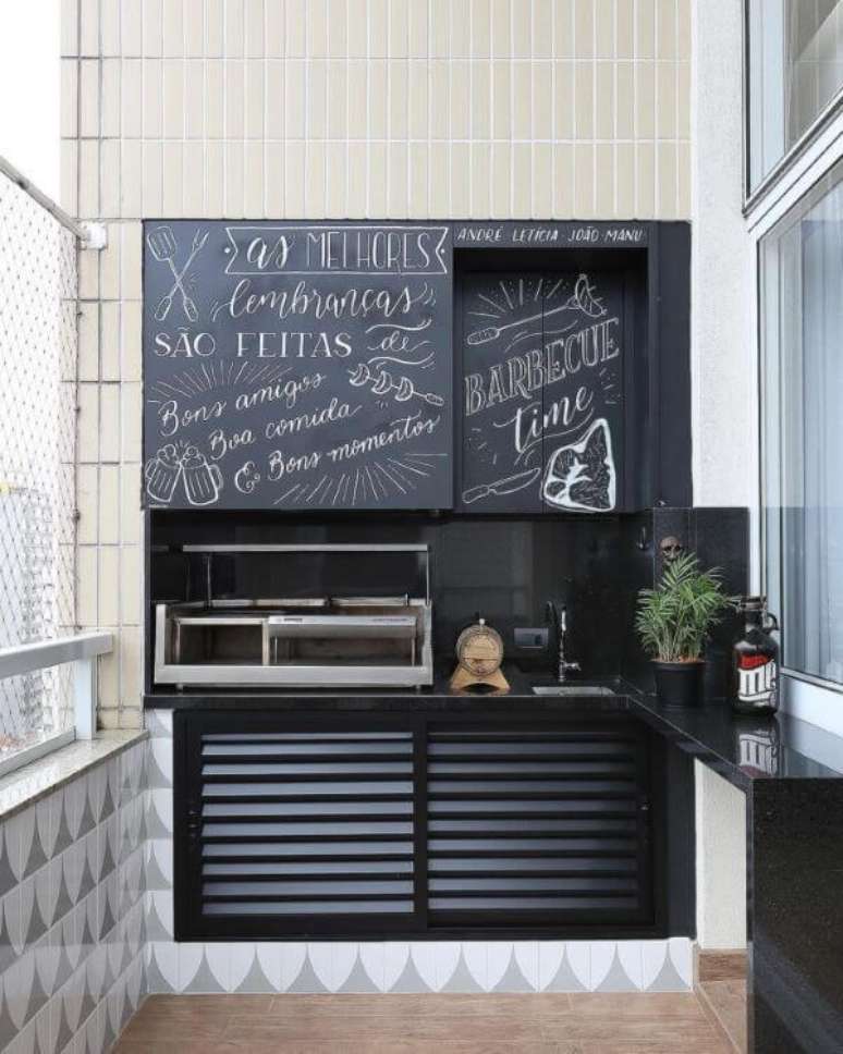 32. Área gourmet com lettering na parede – Foto Estudio AE Arquitetura