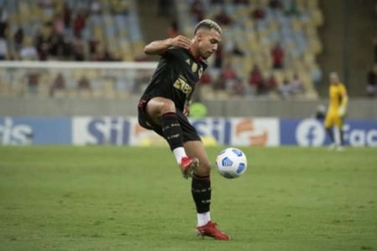 Matheuzinho em ação no Flamengo (Foto: Alexandre Vidal/Flamengo)