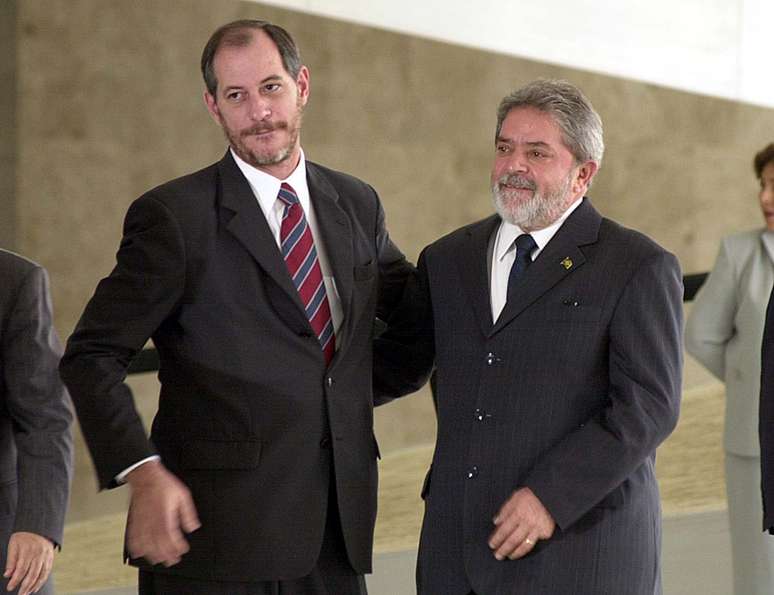 Ciro Gomes, então ministro de Lula, durante cerimônia em Brasília em 2004