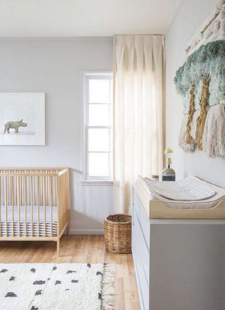 1. Cores claras para decoração de quarto de bebê unissex – Foto: Decor Fácil