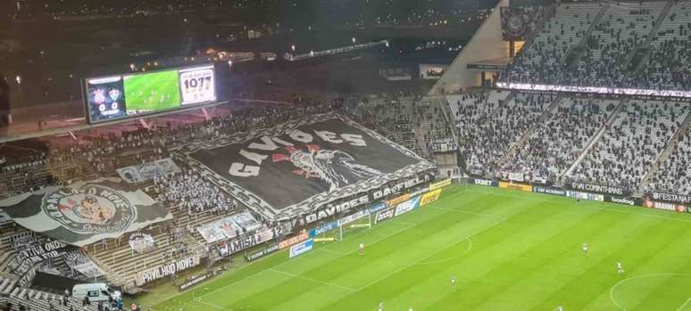 Neo Química Arena teve participação intensa da torcida do Corinthians (Foto: Gabriel Santos)