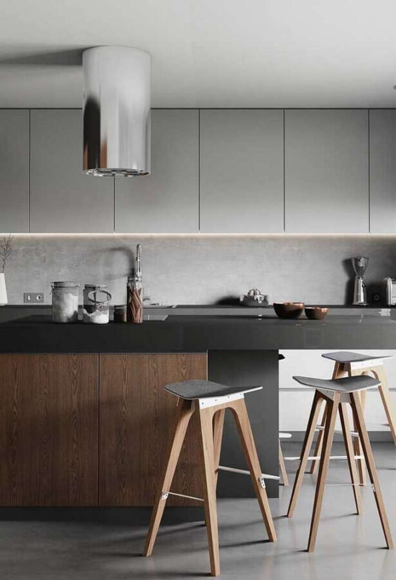 64. Tons de cinza para decoração de cozinha de luxo com ilha – Foto: Home Fashion Trend