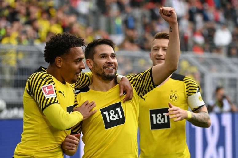 O Borussia Dortmund pode terminar a rodada na liderança do Alemão (Foto: INA FASSBENDER / AFP)