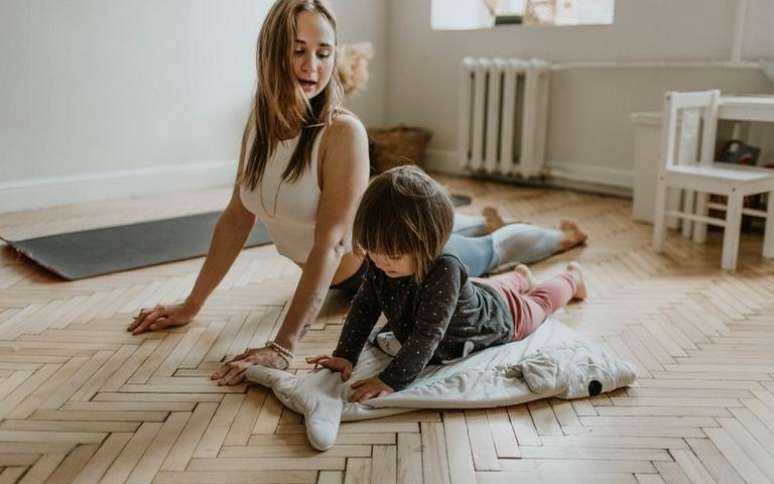 Yoga para crianças: quais são os benefícios e como começar a prática?