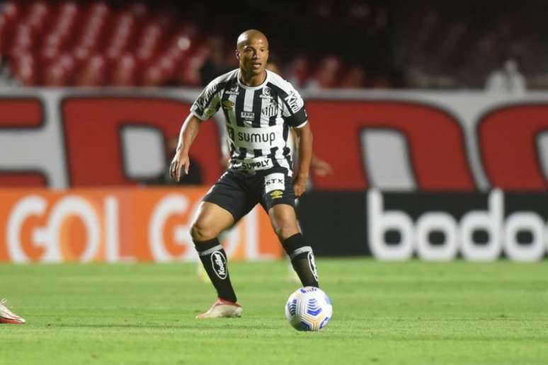 Sánchez é líder e um dos atletas mais experiente do elenco alvinegro (Crédito: Ivan Storti/Santos FC)