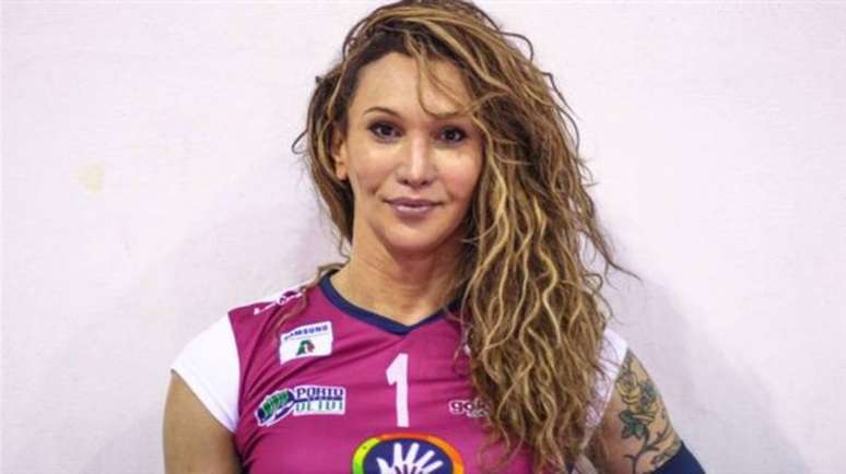 Tiffany, oposta do Osasco, é a primeira e única atleta trans do vôlei feminino profissional no Brasil.