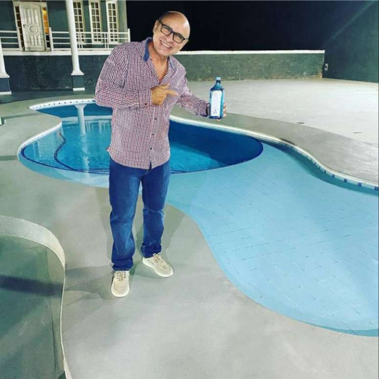 Registro do ex-assessor parlamentar Fabrício Queiroz em seu perfil privado no Instagram; ex-policial militar ganhou a liberdade em março deste ano por decisão do STJ.