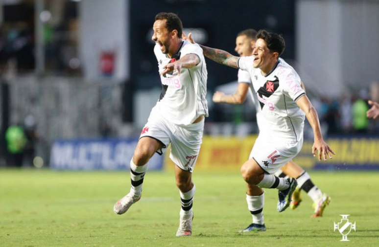 Cano e Nene fizeram os gols do Vasco na vitória contra o Coritiba (Foto: Rafael Ribeiro/Vasco)