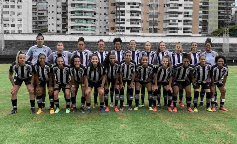 Botafogo acumula 12 pontos no Carioca Feminino (Foto: Divulgação/Botafogo)