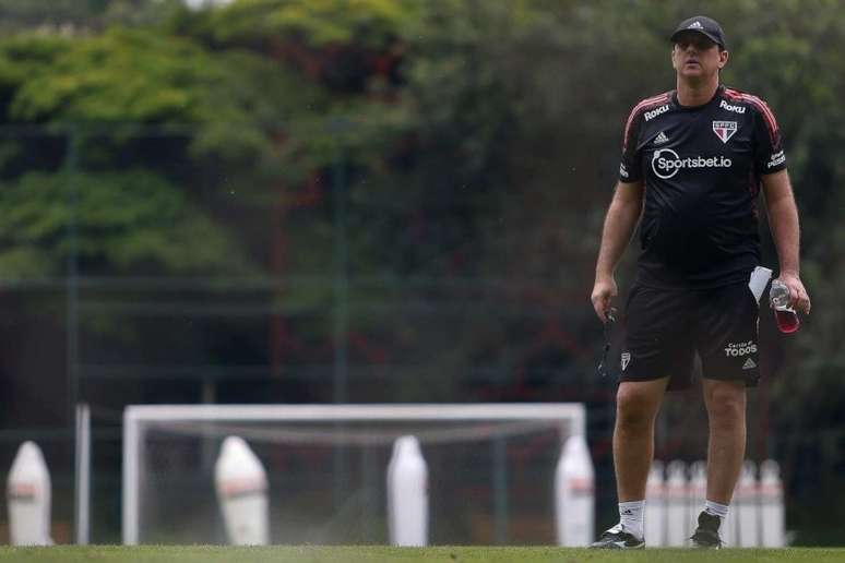 Ceni tem sequência dura no seu começo de trabalho no São Paulo (Foto: Miguel Schincariol/saopaulofc)