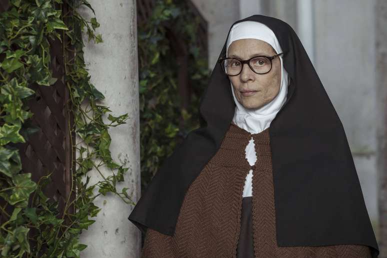 Sônia Braga no filme 'Fátima: A História de um Milagre'