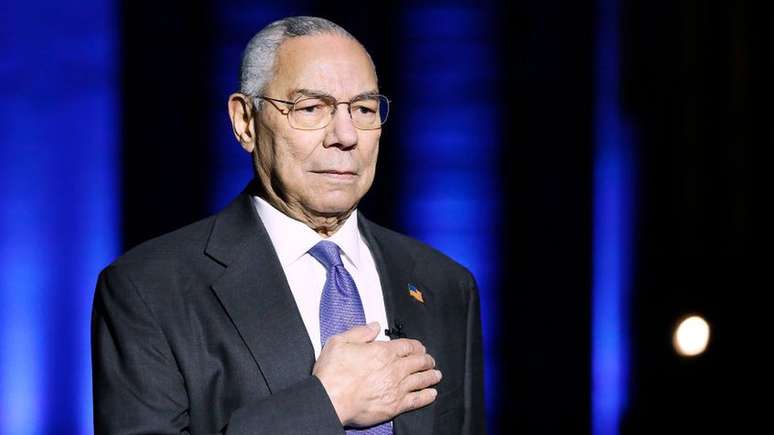 Powell foi primeiro afro-americano no posto, durante governo do republicano George W. Bush.