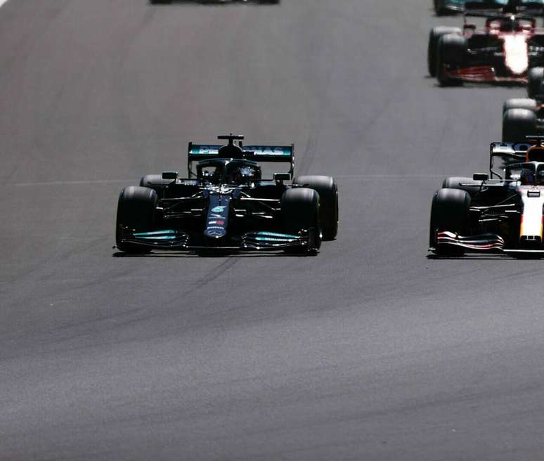 O duelo entre Hamilton e Verstappen empolga o presidente da F1 