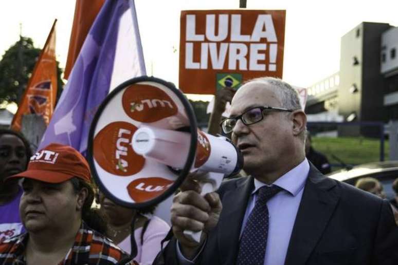 Lula parabeniza Gualtieri por vitória em Roma