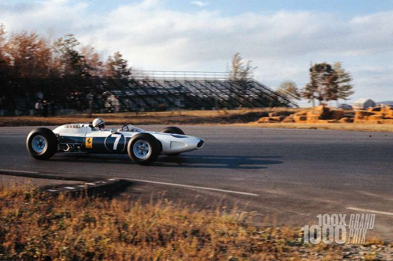 John Surtees com a Ferrari 156 no GP do México de 1964