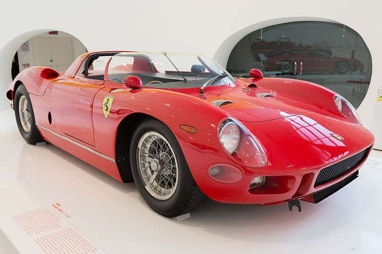 A Ferrari 330P foi um divisor de águas em Le Mans