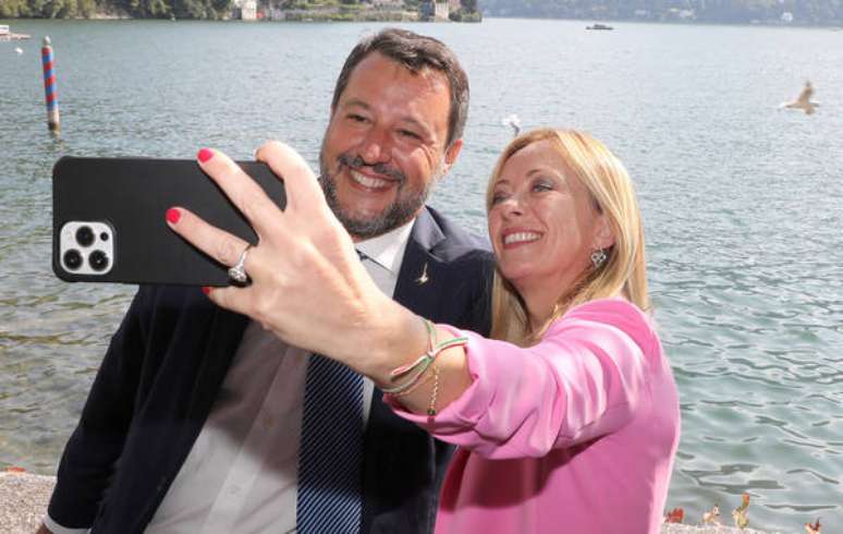 Aliados e 'rivais', Salvini e Meloni vão discutir futuro da coalizão nos próximos dias