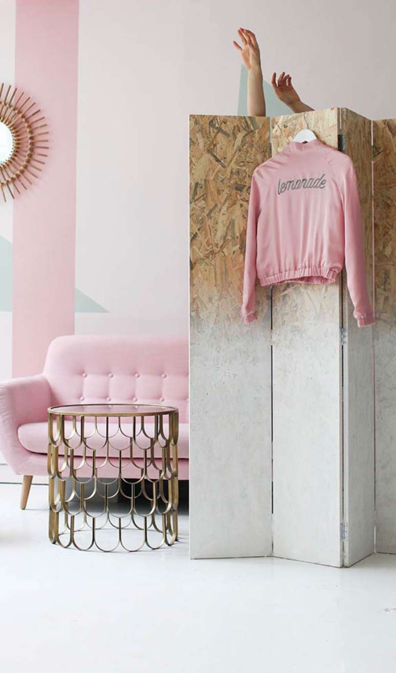 40. Quarto feminino decorado com biombo – Foto Decor Facil
