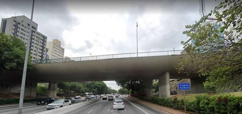 Viaduto Paraíso - Jornalista Ricardo Boechat está localizado no centro expandido de São Paulo