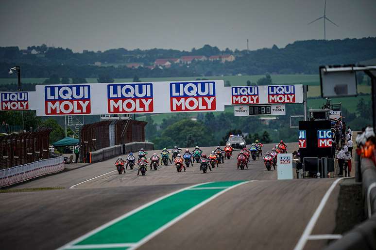 MotoGP adotou restrições para convívio no paddock 