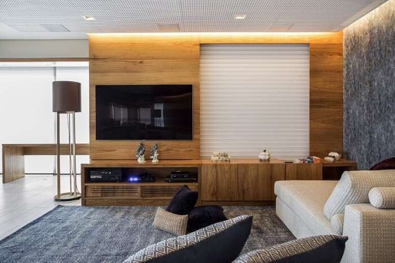 11. Modelo de rack moderno para sala de estar. Fonte: Helena Koki