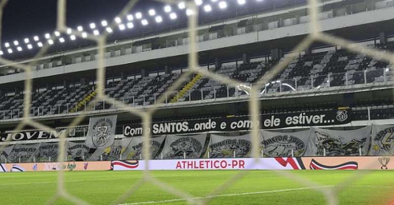 Clube estuda uma grande reforma na Vila Belmiro para os próximos anos (Foto: Gustavo Oliveira/athletico.com.br)