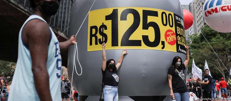 Alta no preço do botijão de gás tem sido lembrada em protestos contra o governo federal