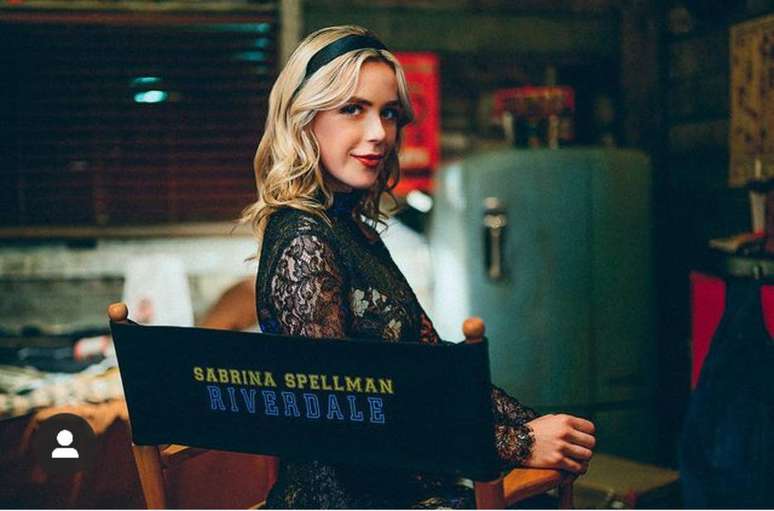 Kiernan Shipka retorna no papel de Sabrina Spellman, no drama adolescente 'Riverdale'