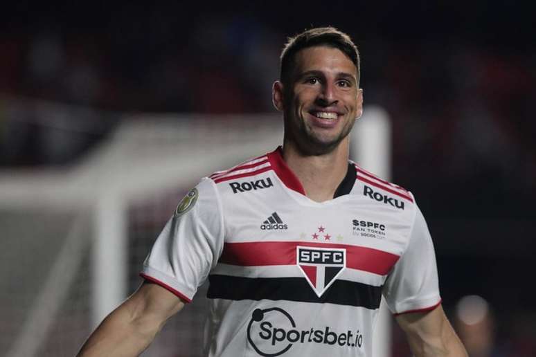 Calleri vem sendo decisivo no São Paulo após ser titular (Foto: Rubens Chiri/saopaulofc.net)