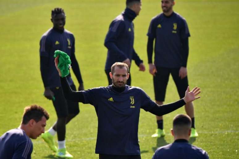 Chiellini gostaria que Cristiano Ronaldo saísse no início do último mês de agosto (Foto: Marco Bertorello / AFP)