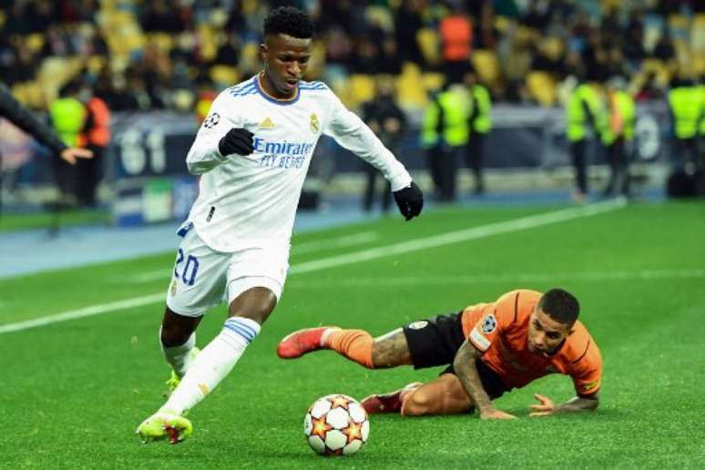 Cria do Flamengo, Vini Jr soma sete gols pelo Real Madrid nesta temporada (Foto: SERGEI SUPINSKY / AFP)