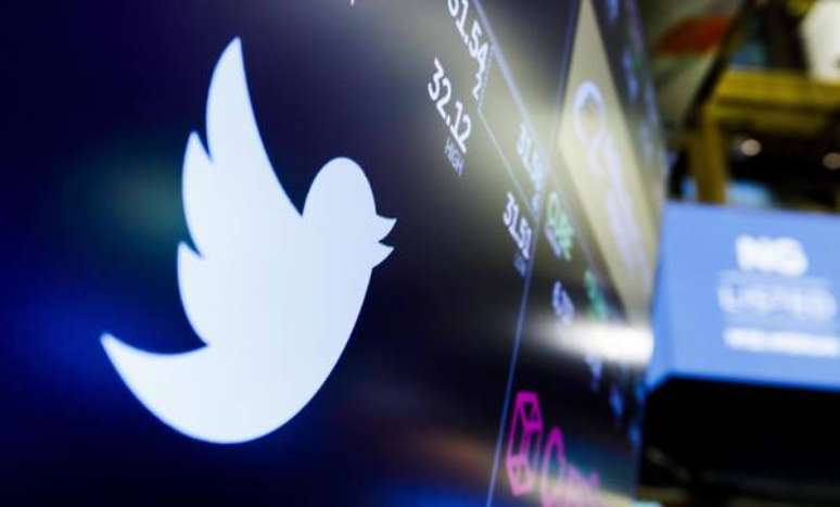 Twitter quer entender qual o motivo do algoritmo impulsionar mais conteúdo de direita do que da esquerda