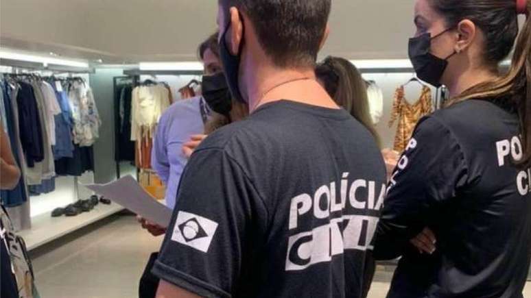 Policiais buscaram registros de vídeos na Zara para investigar conduta da empresa