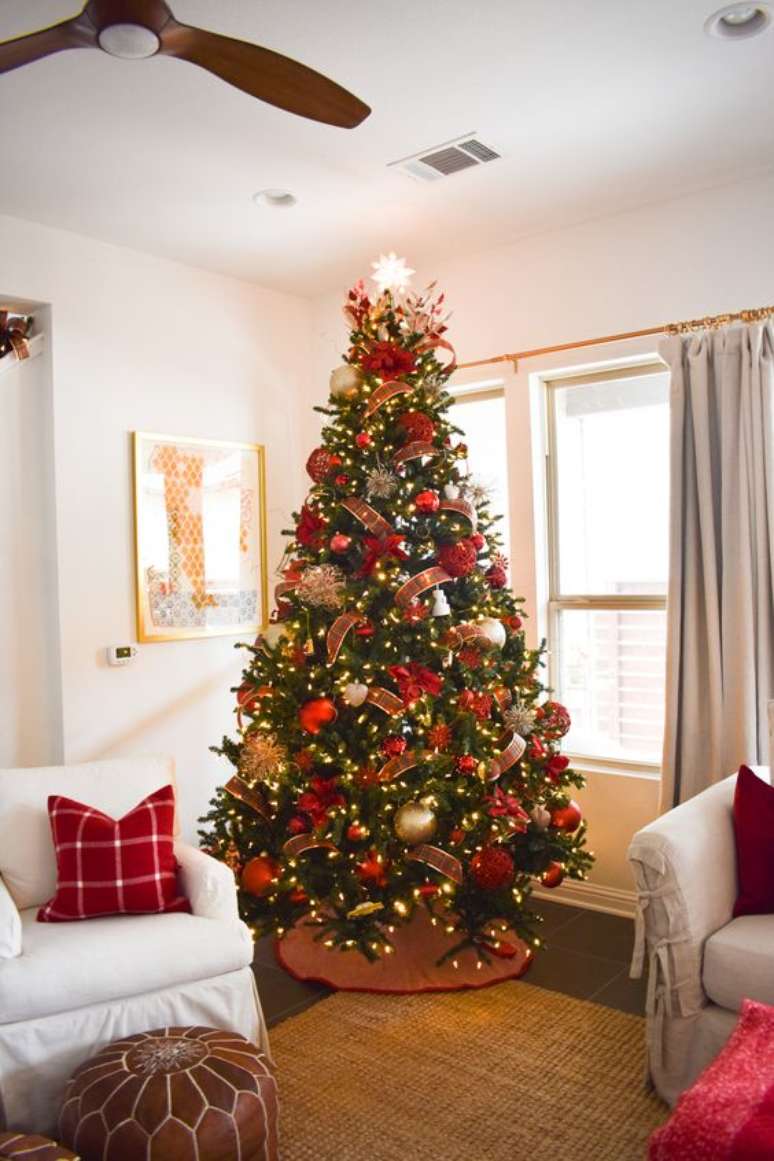 Árvore de Natal Diferente: +68 Ideias para Fazer uma Decoração