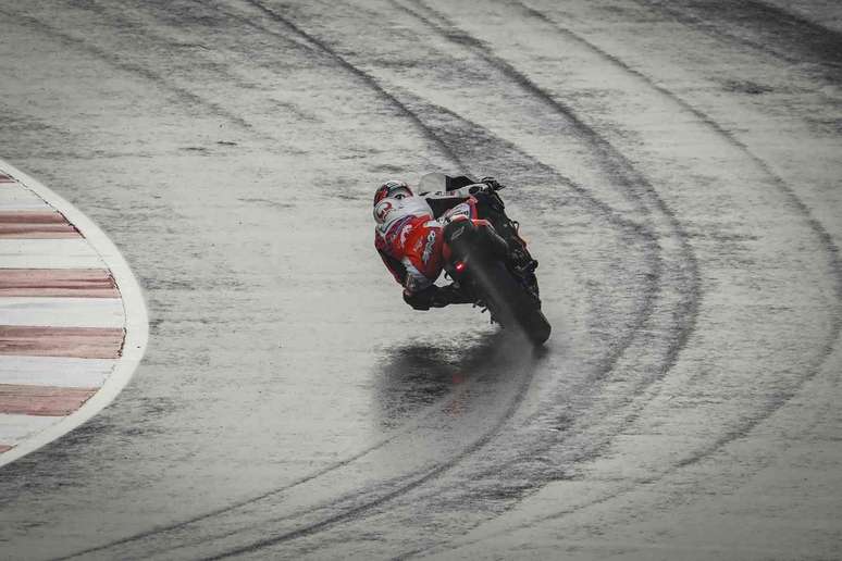 Johann Zarco se garantiu no Q2 após bom tempo obtido no TL3 